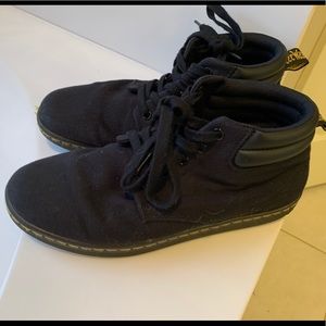 Dr. Martens Men’s Cario Canvas Chukka boots size 9